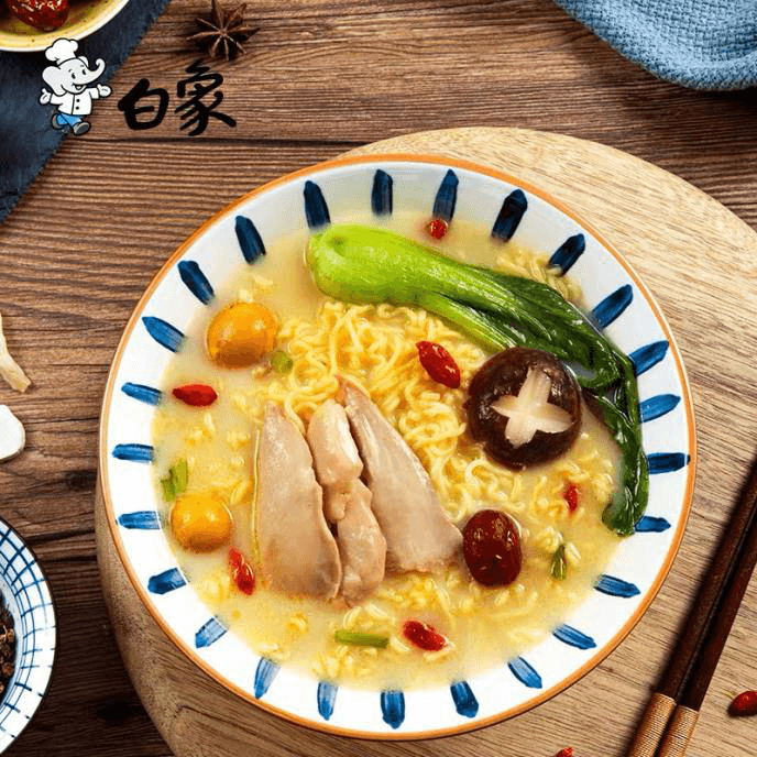 高湯熬制、營(yíng)養(yǎng)美味，解碼白象食品“湯好喝高湯面”制作工藝